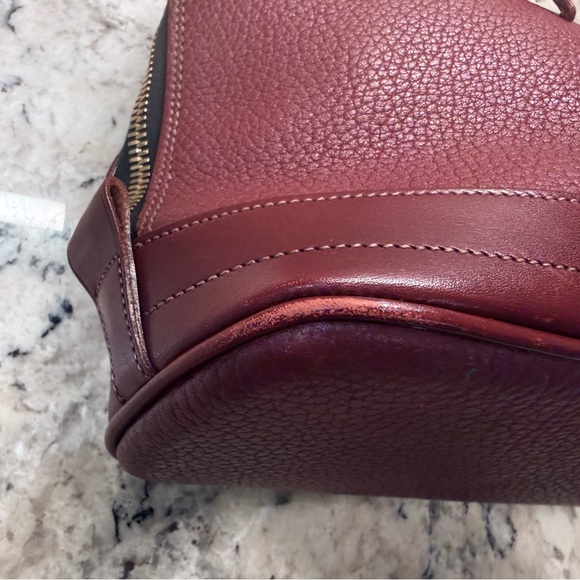 Dooney & Bourke EUC Vintage Burgundy Leather Dome Tote Shoulder Bag - Picture 9 of 12